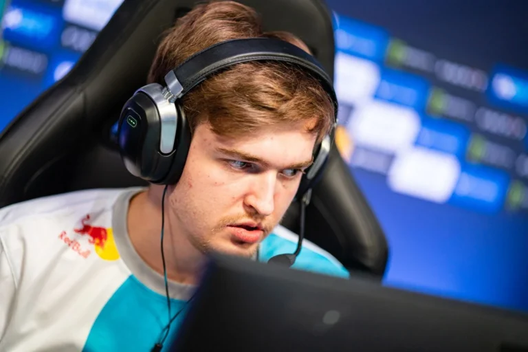Инсайдер: Amkal Esports nafany және KaiR0N- ойыншыларын CS2 құрамына қосуы мүмкін