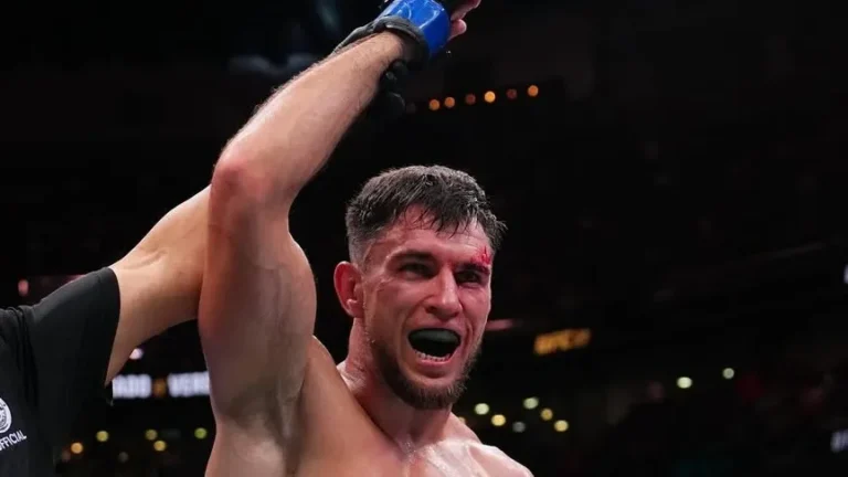 Названа сумма гонорара Веретенникова за дебютную победу в UFC