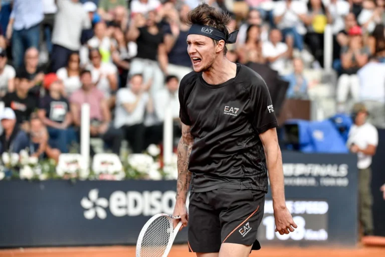 Бублик вышел в финал турнира ATP в Кицбюэле и поборется за седьмой титул в карьере