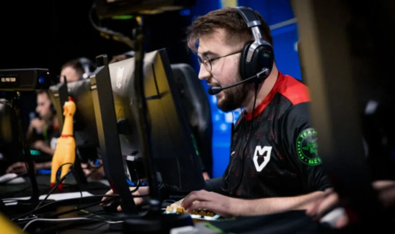 Снайпер MOUZ высоко оценил потенциал молодого игрока FURIA