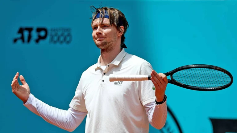 Александр Бублик рассказал о своих проблемах с игрой в жару