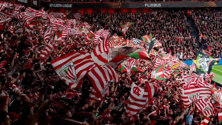 Athletic Bilbao жанкүйерлерінің Барселонаға қарсы қорлайтын ұрандары үшін айыппұл салынды