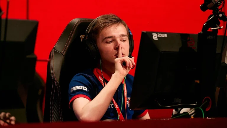 Nafany и KaiR0N- вошли в новый состав Amkal Esports по CS2