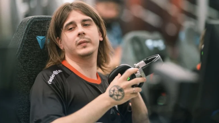 Стример LenaGol0vach назвал цену за боксерский поединок со stray228