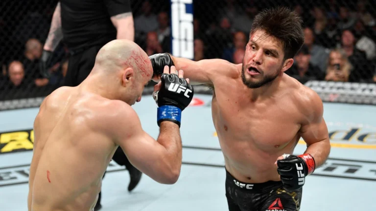 UFC возвращается в Чикаго спустя шесть лет после исторического турнира