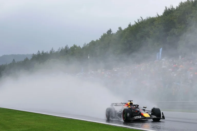 Red Bull: Формула-1 көліктері жаңбырда қауіпті жағдай тудырады