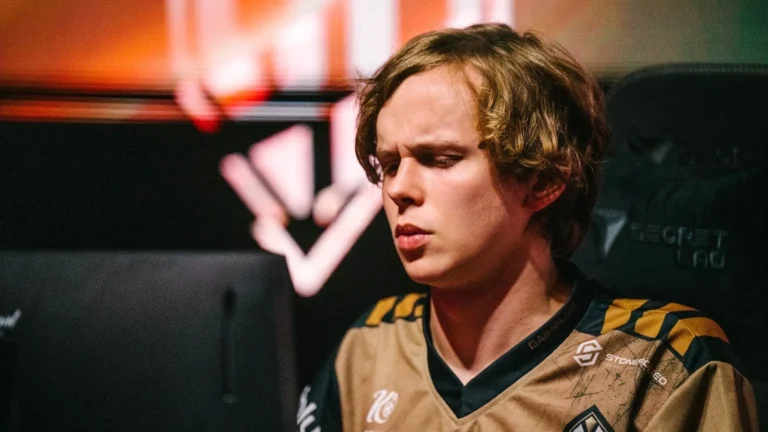 Стример Nix назвал кик dyrachyo худшей заменой в истории Dota 2