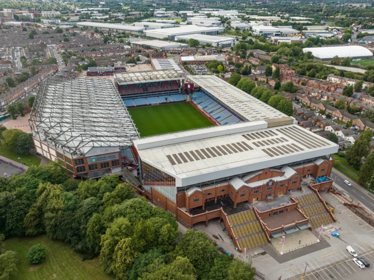 Aston Villa оштрафован на крупную сумму за нарушение правил Premier League