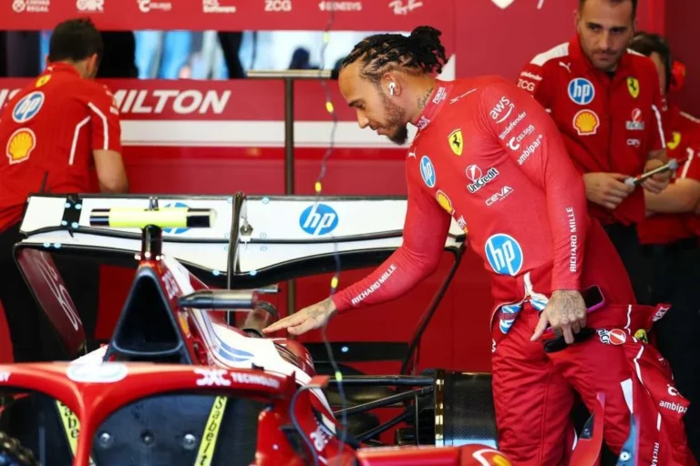Ральф Шумахер раскритиковал поведение Хэмилтона в Ferrari