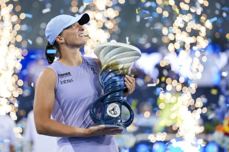 Ига Швентек завоевала очередной титул WTA 1000 в Цинциннати