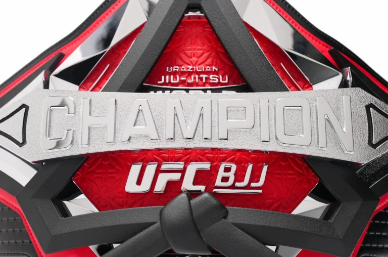 Road to UFC: Ши Мин дебютирует в главном бою турнира против Бруны Бразил