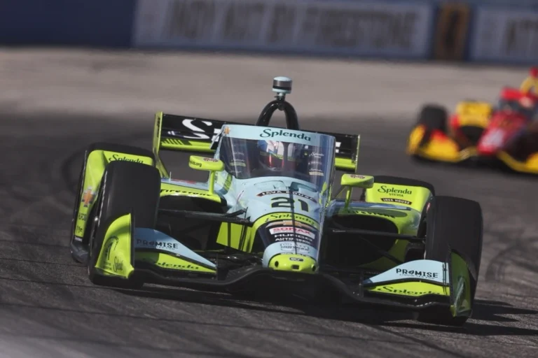 Дат жүргізушісі Милуоки трассасында IndyCar-дағы алғашқы жеңісіне жетті