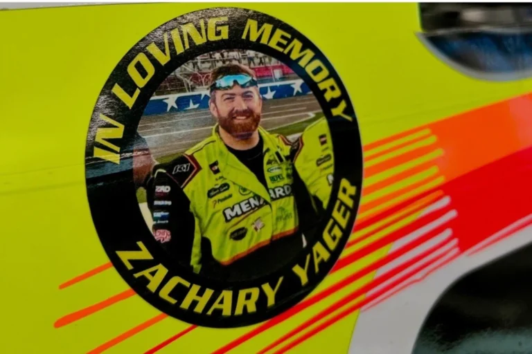 Автоспорт скорбит: ушел из жизни легендарный механик NASCAR Зак Ягер