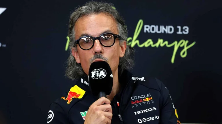 Red Bull не спешит с выбором напарника Ферстаппена на следующий сезон