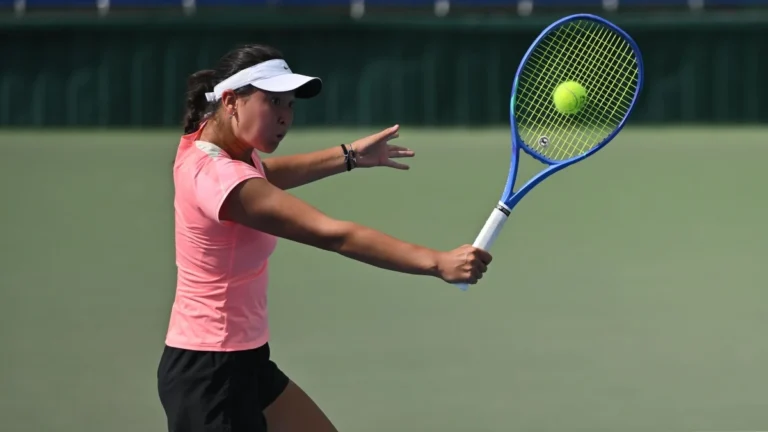 Аружан Сагандыкова и Инкар Дюсебай вышли в четвертьфинал турнира ITF W15 в Астане