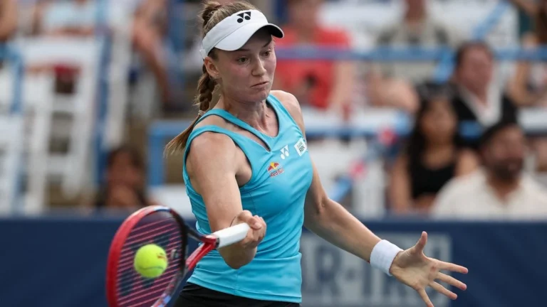 Елена Рыбакина вышла в четвертый круг турнира в Вашингтоне