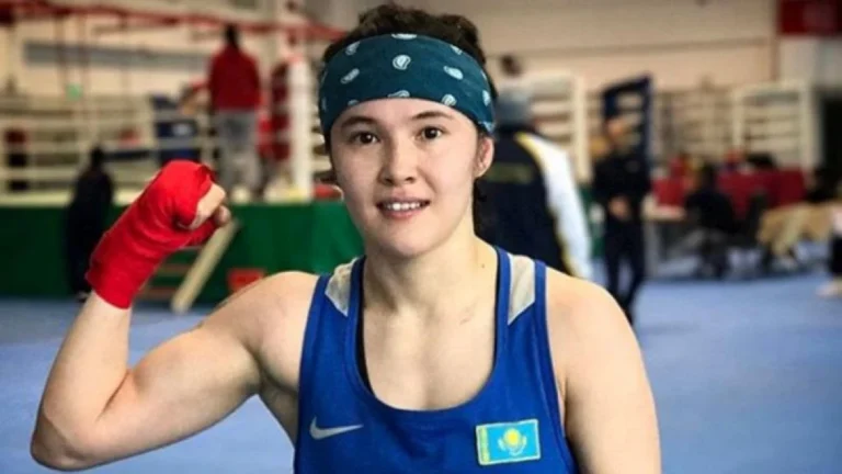 Назым Қызайбай әлем чемпионатын жеңіспен бастады