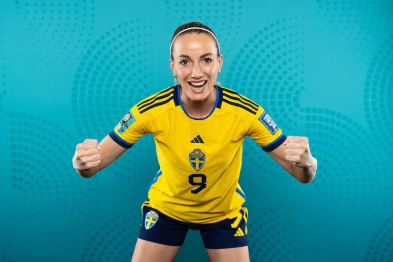 London City Lionesses капитаны WSL дебюттік маусымында үздік төрттікке ұмтылды