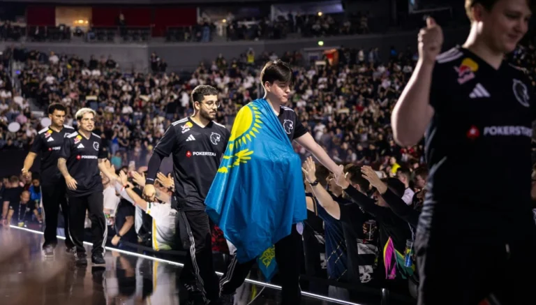 MIBR ойыншысы матч кезінде нәсілшілдікте айыпталды