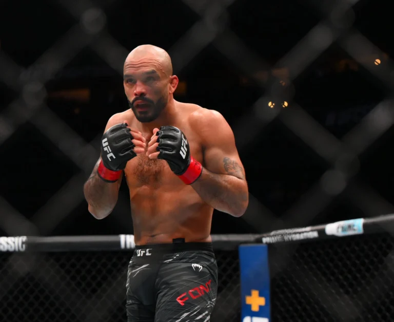 Роб Фонт получил нового соперника за неделю до турнира Noche UFC