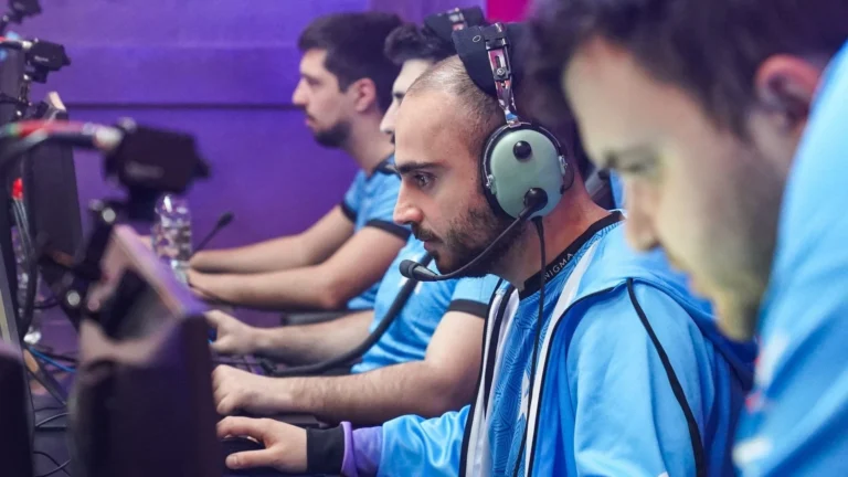 Известный кастер Dota 2 рассказал о влиянии букмекеров на киберспорт