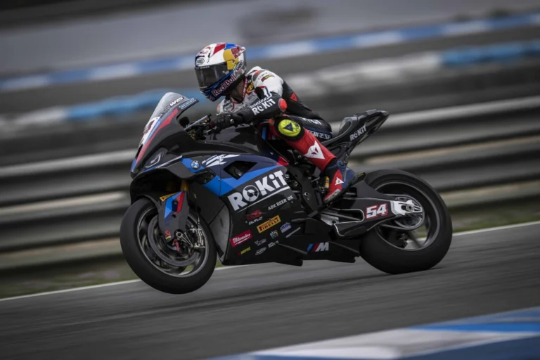 Топрак Разгатлиоглу Yamaha MotoGP жаңа мотоциклін жеке тестілейді