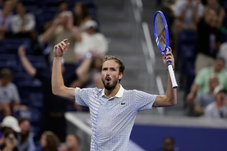 Психолог Медведева объяснила его скандальное поведение на US Open