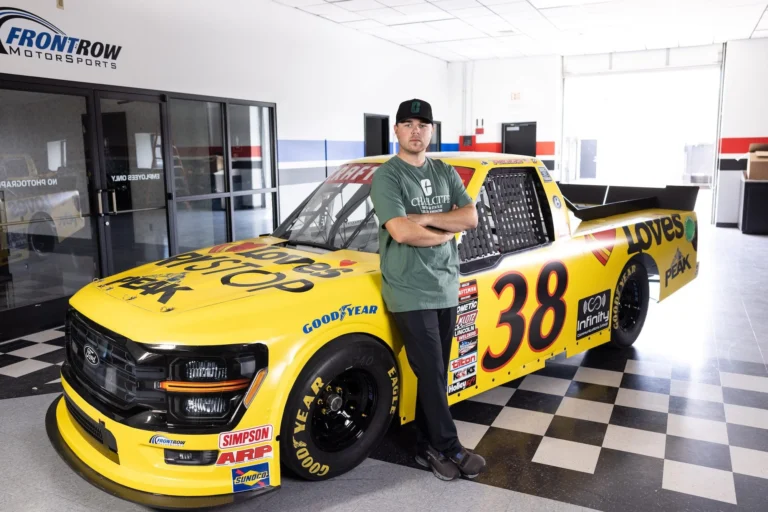 Лэйн Риггс NASCAR пилоты мансабындағы шешуші сәт туралы айтты