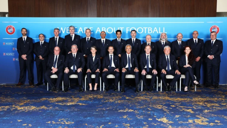 УЕФА обсудил возвращение России: семь стран поддержали, четыре выступили против