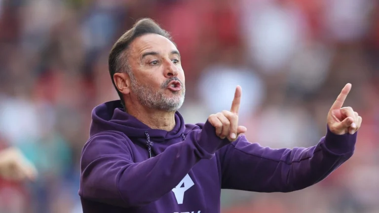 Wolves бас бапкері маусымның сәтсіз басталуына қарамастан келісімшартын ұзартты