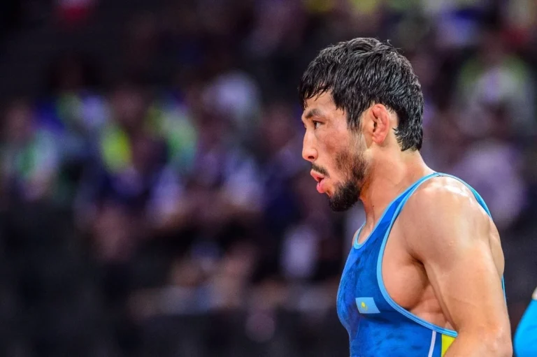 Демеу Жадраев выйдет в поединок за бронзу на чемпионате мира