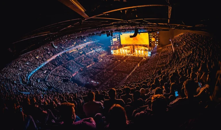 Букмекерлер StarLadder StarSeries турнирінде NiP пен B8 матчының фаворитін атады