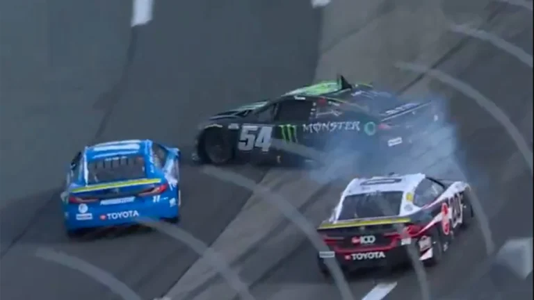 NASCAR жарысында Хэмлин мен Гиббс арасындағы оқиға Нью-Гэмпширде көлеңке түсірді