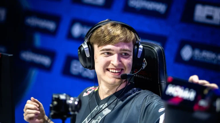 Nafany раскритиковал игру AMKAL Esports после поражения на CCT Season 3