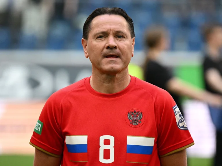 Дмитрий Аленичев ұлының Португалиядағы футбол мансабы туралы әңгімеледі