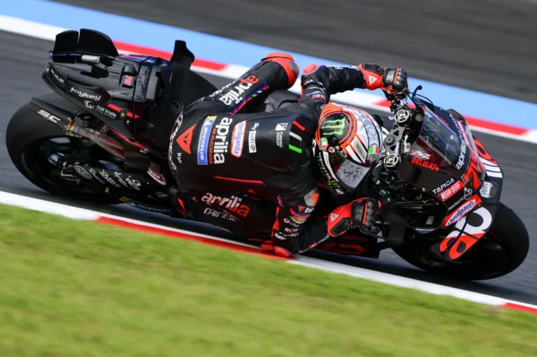 Беззекки лидирует в практике MotoGP в Японии несмотря на два падения