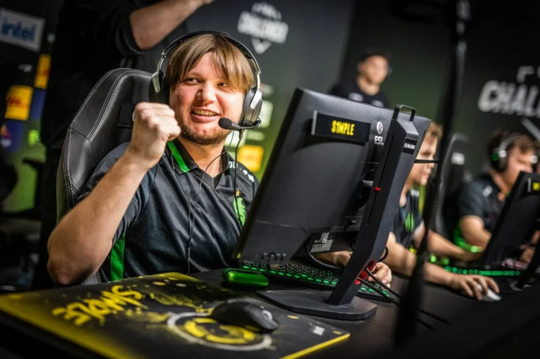 FL4MUS не жалеет о долгосрочном контракте с Virtus.pro