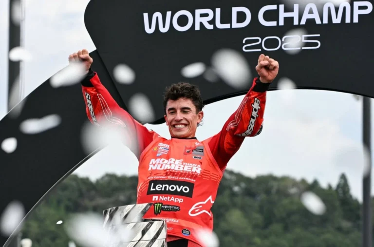 Марк Маркес стал чемпионом MotoGP на домашней трассе Honda в Мотеги