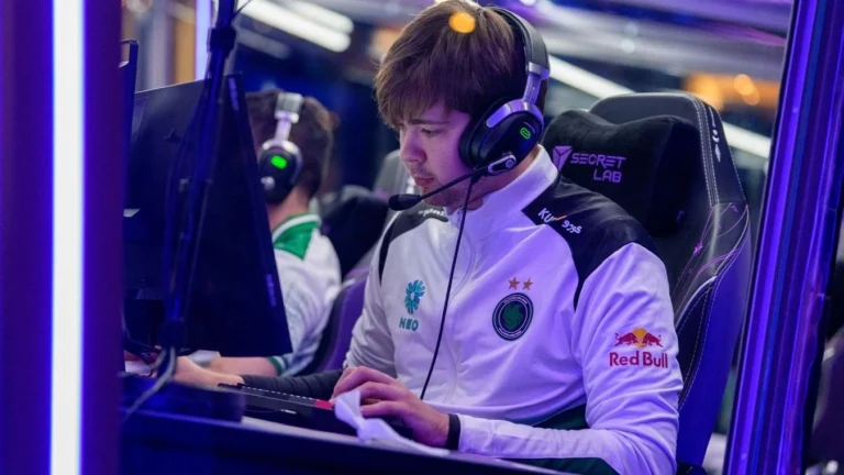 Игрок Team Falcons раскритиковал аниме-аватарки в Dota 2