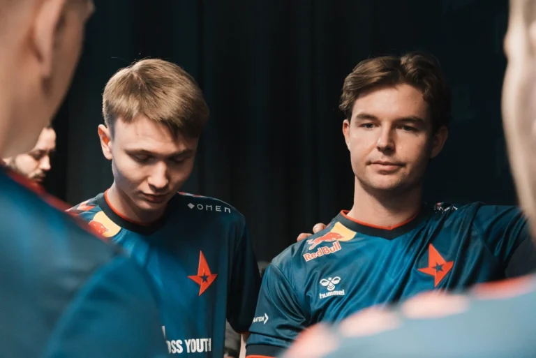 Astralis и GamerLegion сразятся в решающем матче группового этапа ESL Pro League