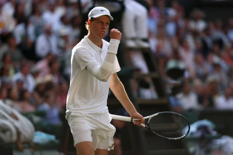 Синнер разгромил Музетти и вышел в полуфинал US Open