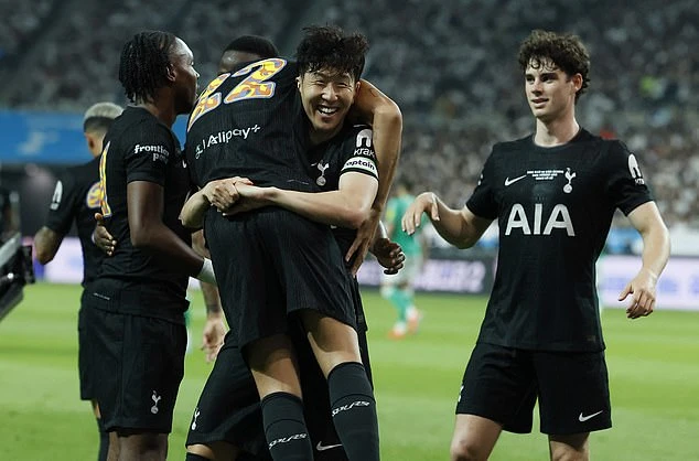 Ньюкасл – Тоттенхэм: прогноз на Кубок английской лиги (30.10.2025)