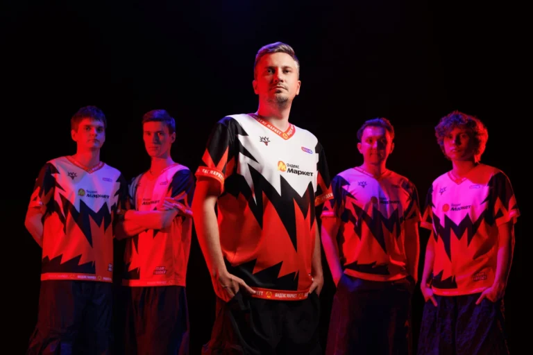 Белгілі Dota 2 жаттықтырушысы Team Yandex-тің жаңа құрамын бағалады