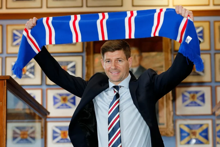 Rangers рассматривает возвращение Стивена Джеррарда на пост главного тренера
