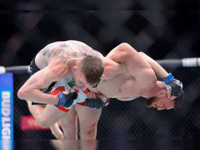 Мераб Двалишвили UFC титулын жылда үшінші рет қорғады