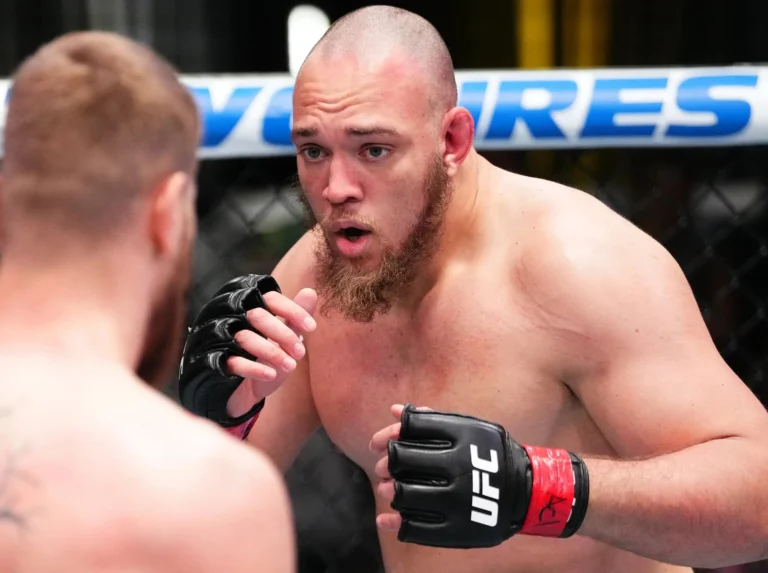 Мұхаммед Усман UFC-дегі Вальтер Уокермен жекпе-жектен күтпеген жерден бас тартты