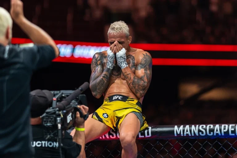 Оливейра UFC турнирінде Гамротпен жекпе-жек өткізу үшін Риоға оралады