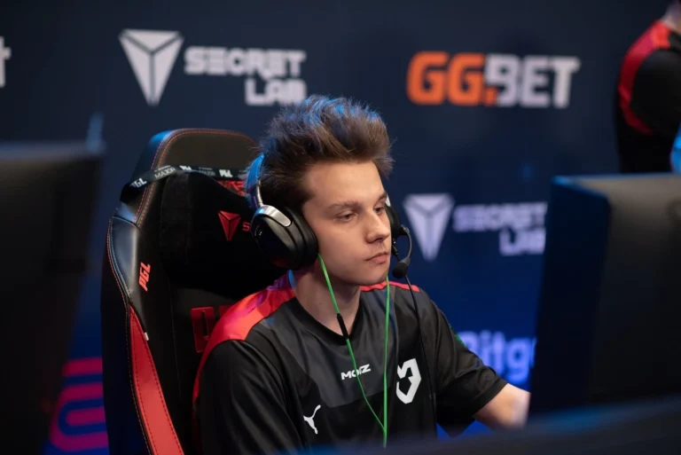 Frozen из FaZe Clan рассказал о влиянии Twistzz на команду