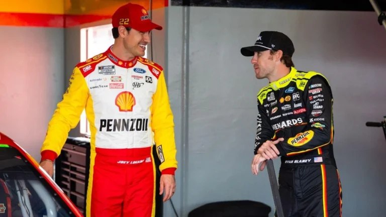 Команда Penske оказалась за пределами зоны плей-офф NASCAR
