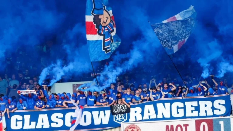 SPFL наказала “Рейнджерс” за пиротехнику на матче с “Мазервеллом”